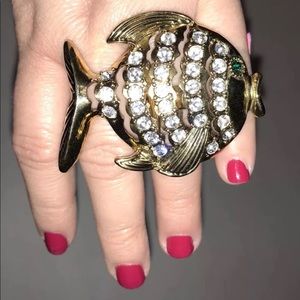 BETSEY JOHNSON gold huge fish ring rhinestones NWT